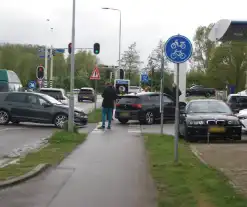 Twee voertuigen beschadigd bij botsing