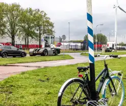 Fietser in botsing met vrachtwagen