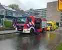 Brand in woning, meerdere mensen gecontroleerd door ambulancepersoneel