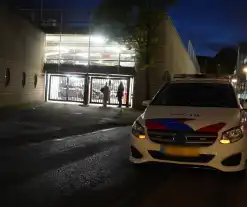 Groot politie onderzoek in en om een parkeergarage