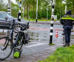 Oversteekende fietser gewond bij aanrijding