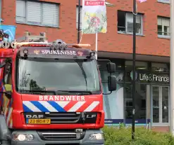 Kinderen nagekeken in ambulance na brand in oven