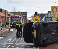 Automobilist gelanceerd na botsing met bussluis