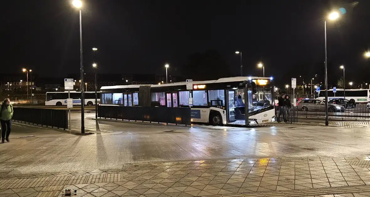 Busverkeer enkele minuten onderbroken wegens staking - Foto 3