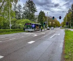 Persoon gewond bij botsing met lijnbus