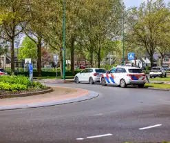 Wéér een fietser aangereden op beruchte rotonde