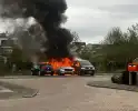 Meerdere voertuigen in brand in woonwijk