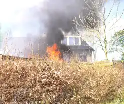 Konijn gered bij uitslaande brand in tuinhuisje