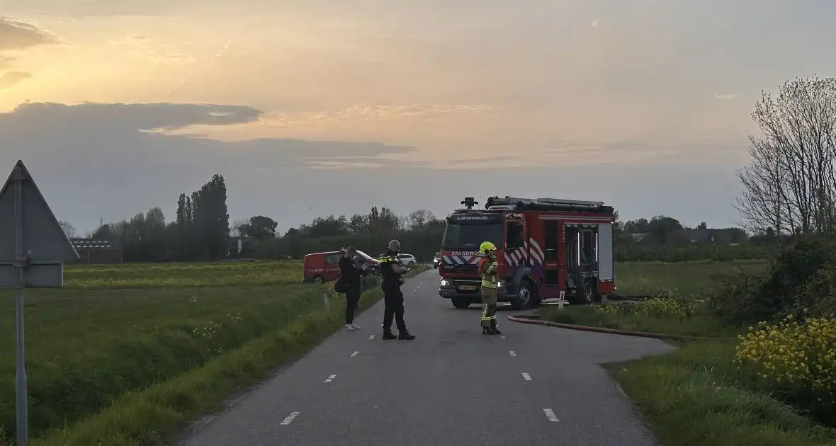 Uitslaande brand in verlaten schuur - Foto 5