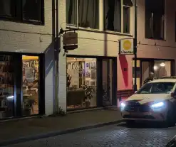 Politie doet onderzoek naar overval melding bij boekencafe