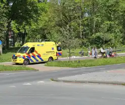 Vrouw op ebike hard ten val