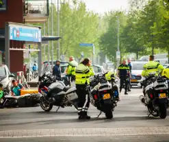 Oudere man zwaargewond bij botsing met maaltijdbezorger