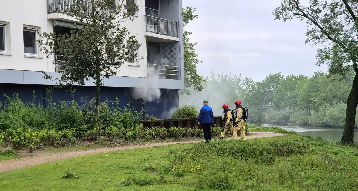 Flinke rookontwikkeling bij brand in berging