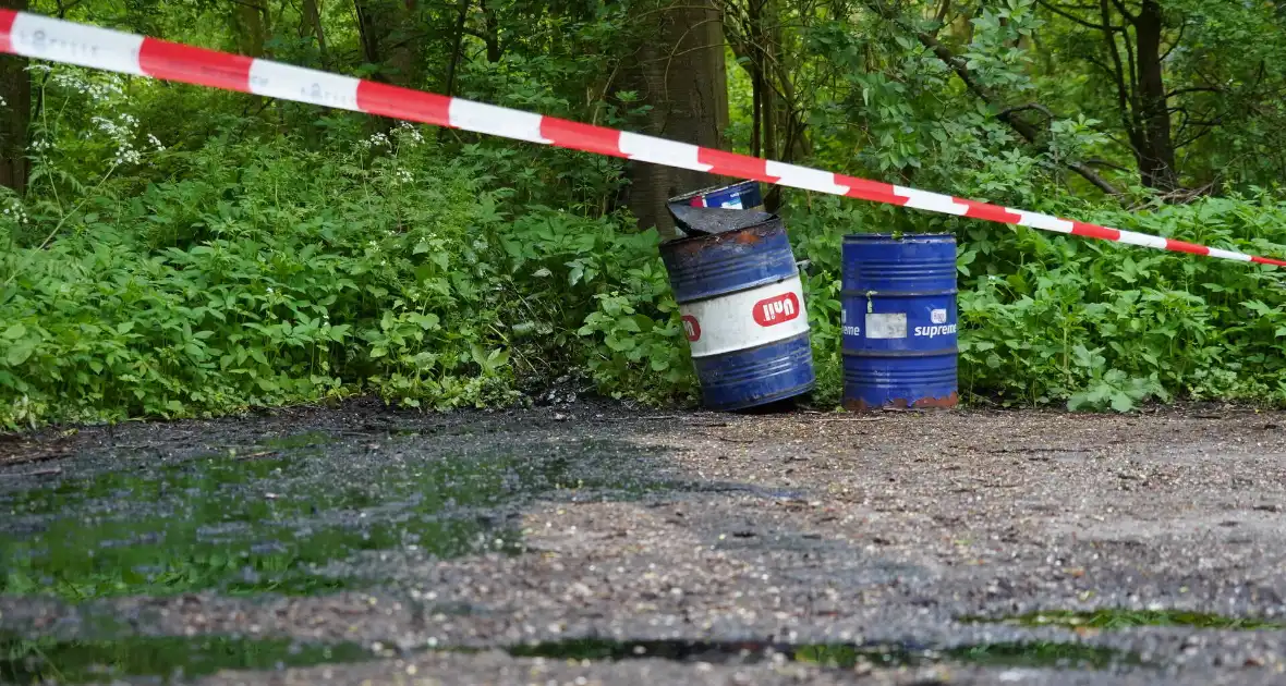 Dumping van vaten in Streekbos - Foto 8