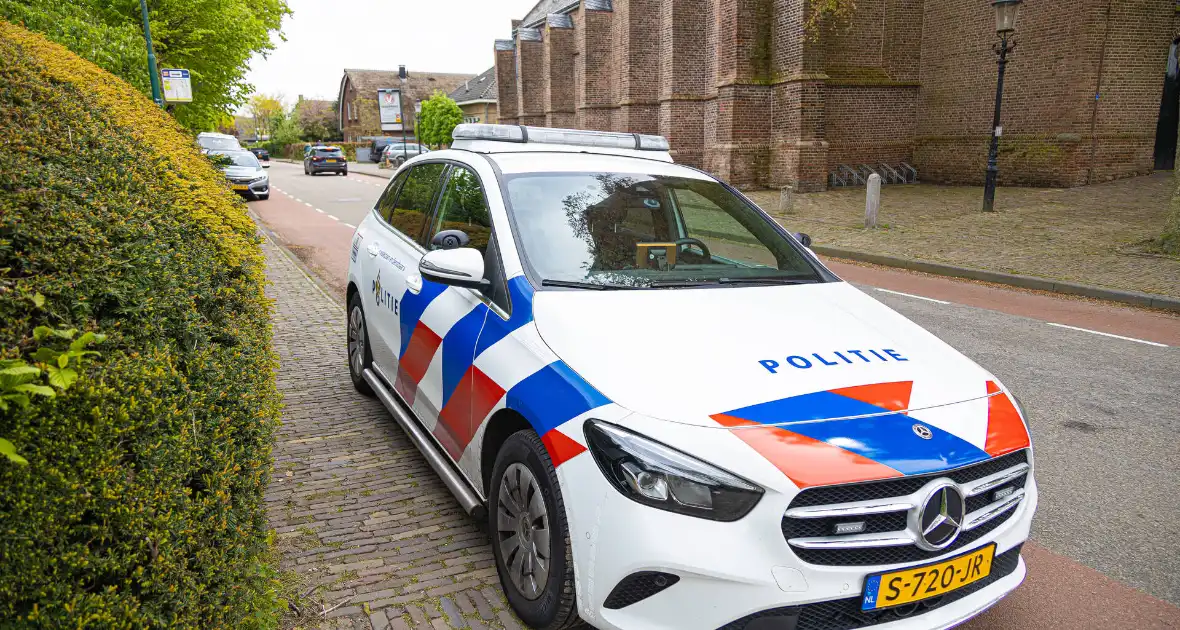 Onderzoek naar overleden persoon bij boerderij - Foto 3