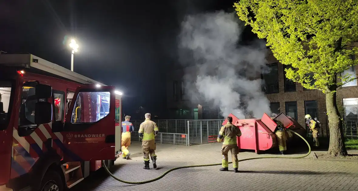 Wederom container in brand