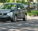 Auto beschadigd na kop-staartbotsing