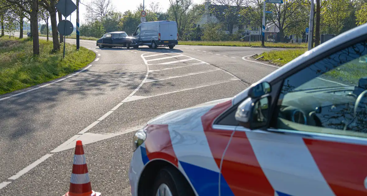 Dronkenlap veroorzaakt verkeersongeval - Foto 12