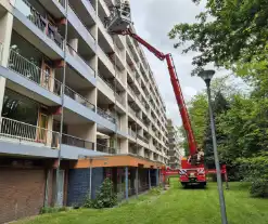 Brandweer in actie om woningbrand te voorkomen