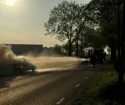 Auto verwoest door brand tijdens rit