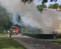 Flinke rook ontwikkeling bij brand in heg