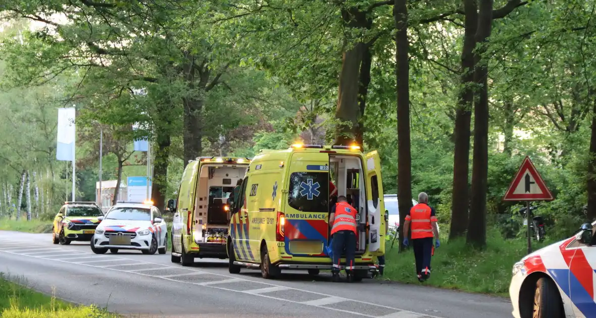 Fietser ernstig gewond bij botsing op fietspad - Foto 3