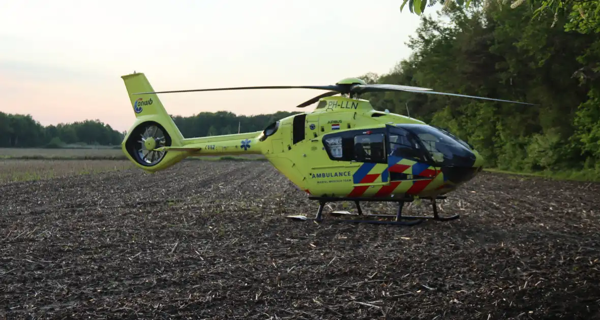 Fietser ernstig gewond bij botsing op fietspad - Foto 4