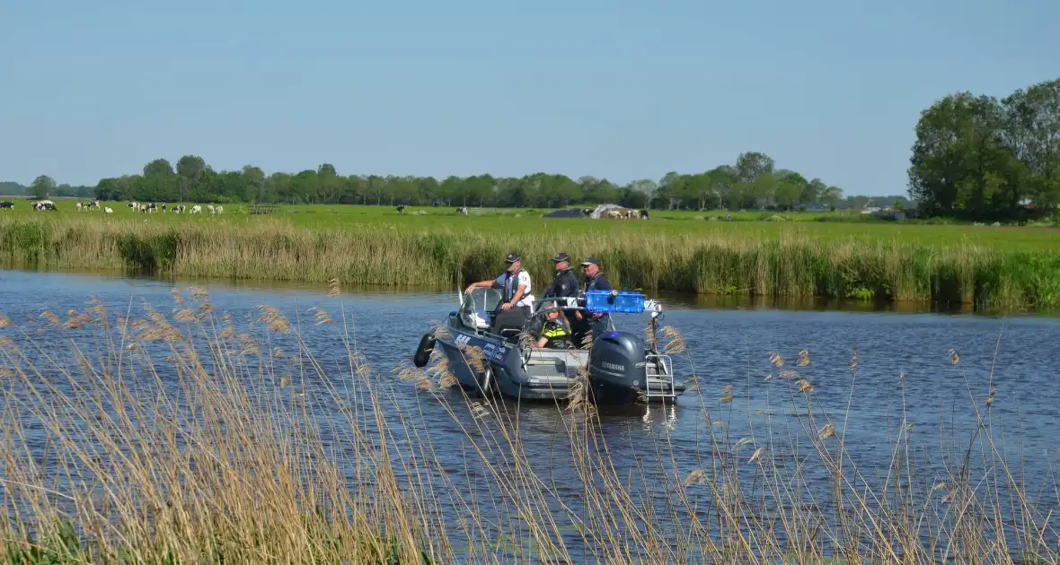 Onderzoek gestart na aantreffen stoffelijk overschot in water - Foto 4