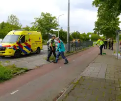 Scooterrijder rijdt tegen Bushokje en raakt gewond