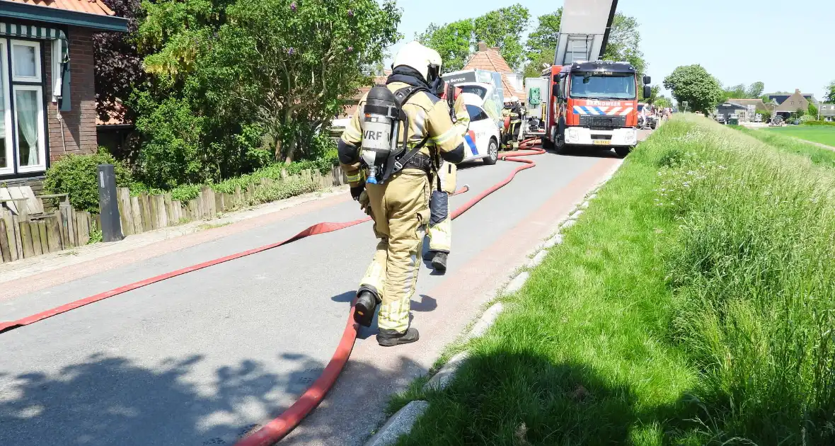 Twee voertuigen afgebrand tijdens werkzaamheden - Foto 12