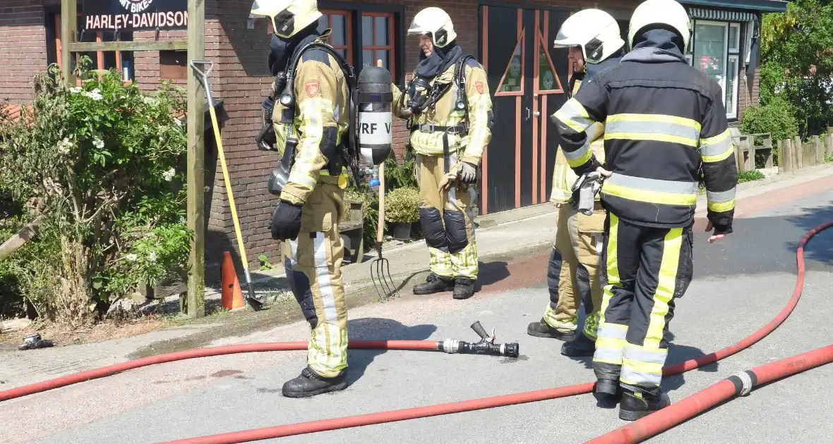 Twee voertuigen afgebrand tijdens werkzaamheden - Foto 5