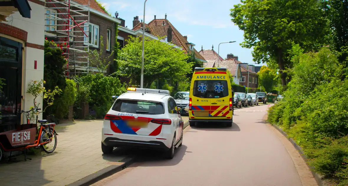 Wielrenner botst op fietsende kinderen