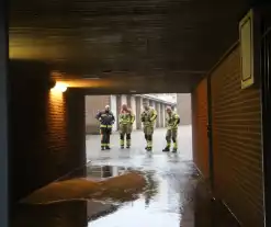Wederom wateroverlast bij flatgebouw