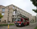 Brandweer helpt buitengesloten bewoonster