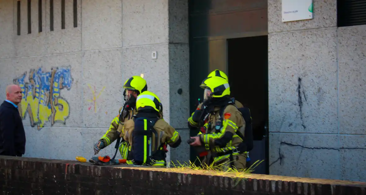 Brand in telefooncentrale snel onder controle - Foto 5