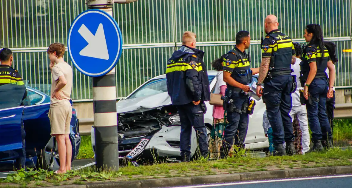 Flinke schade na kop-staartbotsing - Foto 4