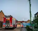 Brandweer spoelt riool door na vreemde lucht