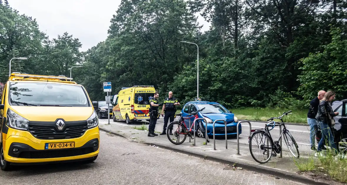 Meerdere kop-staartbotsingen op klein stukje weg - Foto 4