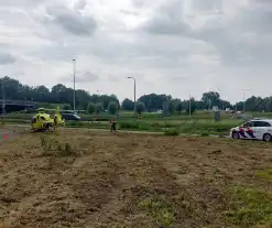 Traumahelikopter landt langs snelweg voor rendez-vous