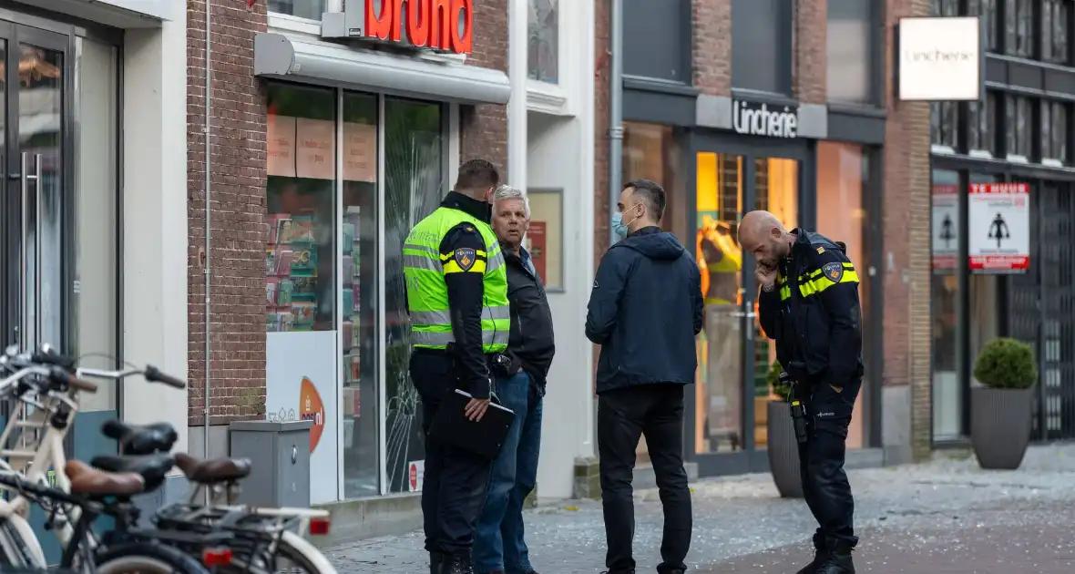 Veel schade na plofkraak pinautomaat - Foto 11