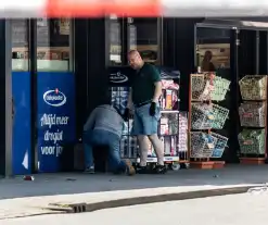 Politie onderzoekt verdacht pakket