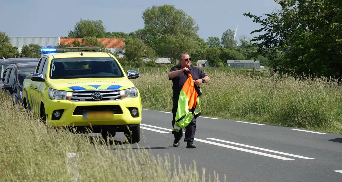 Auto afgesleept bij kop-staartbotsing - Foto 2