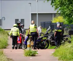 Scooterrijder belandt in sloot tijdens achtervolging