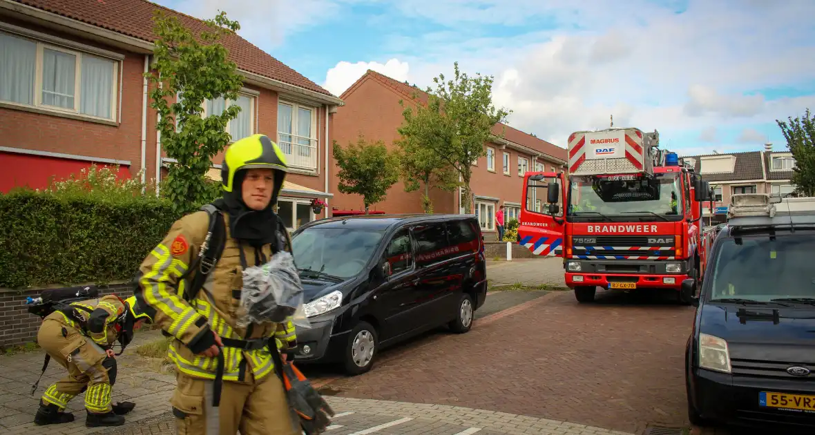 Brandweer ventileert woning na vergeten pannetje op het vuur - Foto 5