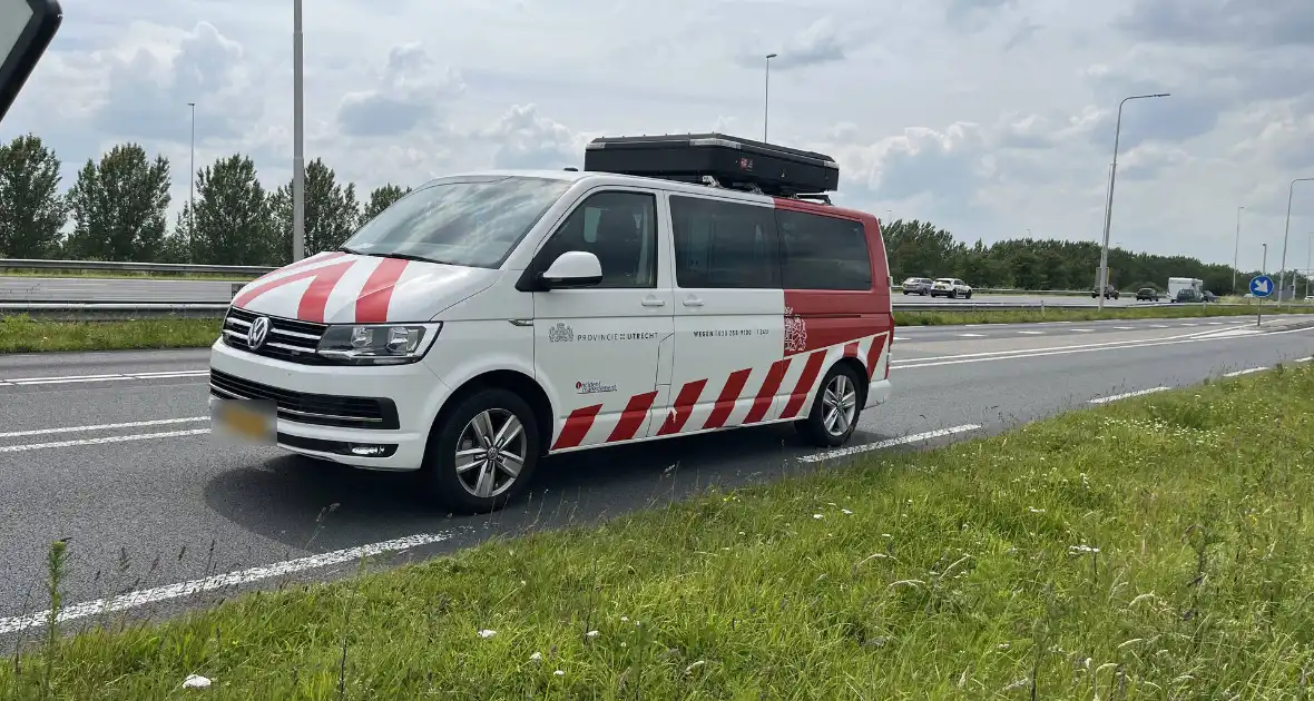 Auto te water na frontale aanrijding met vrachtwagen - Foto 4