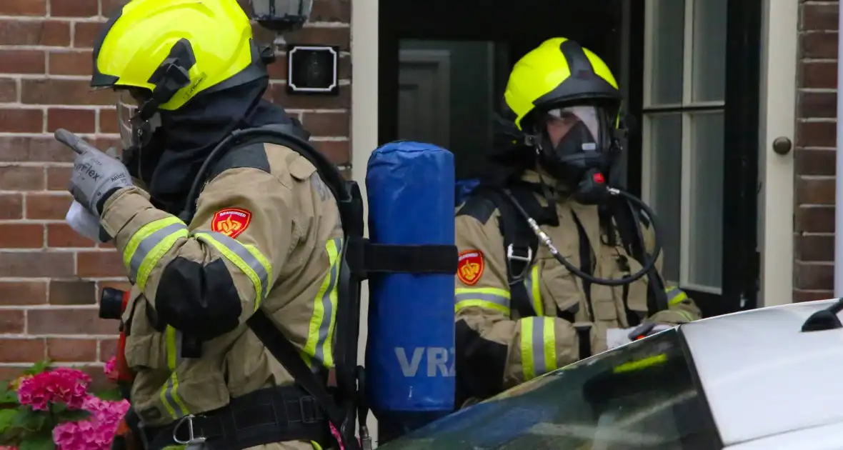 Brandweer aanwezig voor koolmonoxide melding in woonhuis - Foto 3