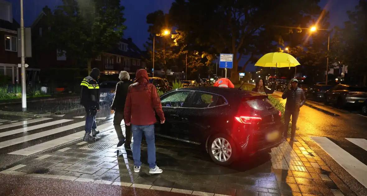 Fietser en automobilist botsen - Foto 2