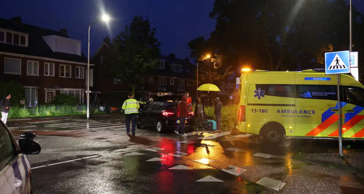 Fietser en automobilist botsen - Foto 4