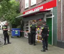 Politie zoekt dader na gewapende overval op buurtwinkel