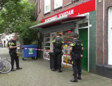 Politie zoekt dader na overval op buurtwinkel